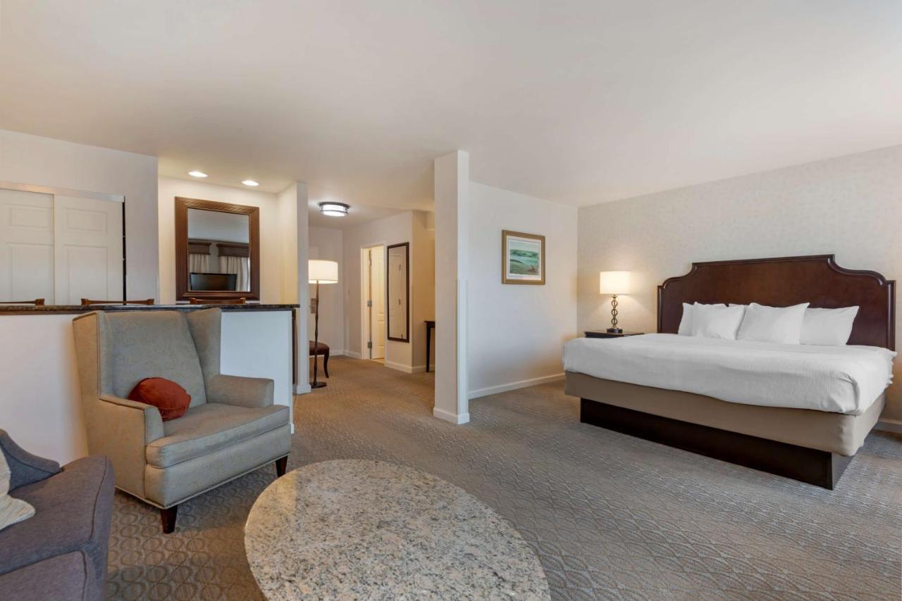 Best Western Plus Vineyard Inn And Suites Пен Ян Екстериор снимка